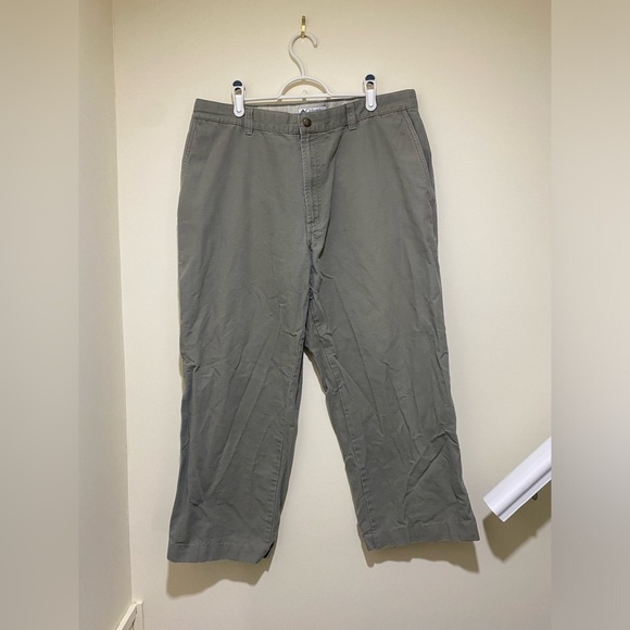 Columbia Dark Khaki Beige Cargo  Pants size 38 lots of pockets concealed pockets - Picture 1 of 16